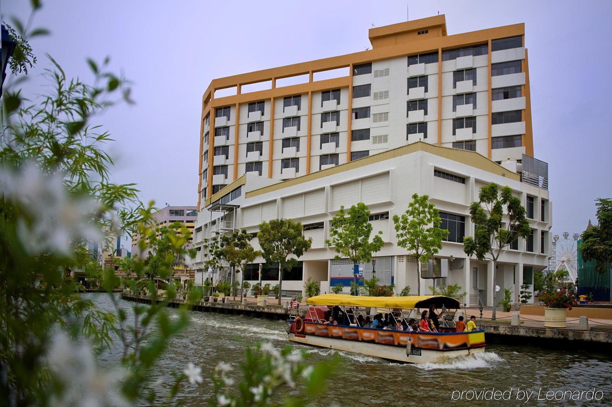 Wana Riverside Hotel Melaka Zewnętrze zdjęcie